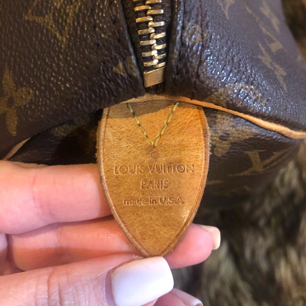 SOLD | Louis Vuitton Monogram Speedy • Authentic - Picture 6 of 9